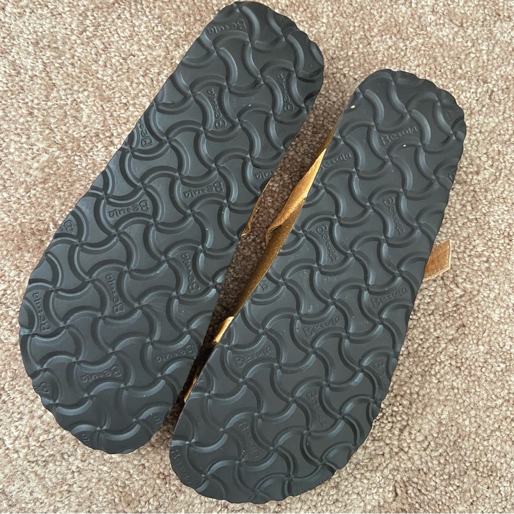 EUC Betula by Birkenstock Shimmery Snake Print Leather Women’s Sandals - Picture 8 of 9
